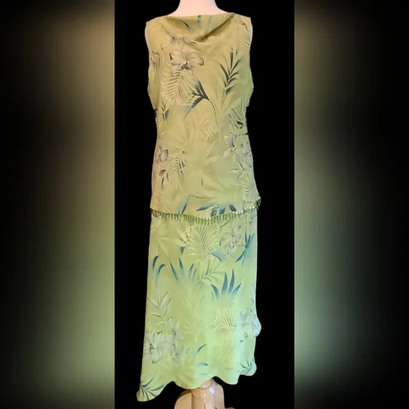 NWT Donna Ricco size 14 lime green 2 piece top & skirt - Picture 1 of 15